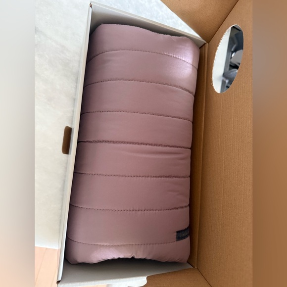 Little Unicorn Car Seat Mauve Pink Footmuff • NIB • w/ Cover - Picture 4 of 12